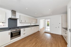 Proctor Drive, Trumpington picture 3