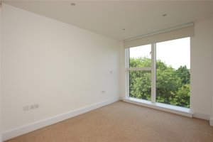 The Steel Building, Kingfisher Way picture 6