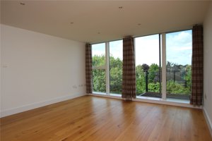 The Steel Building, Kingfisher Way picture 4