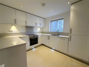 Trumpington, Cambridge, CB2 9NU picture 2