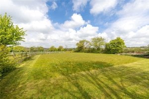 Cambridgeshire, CB21 4TL picture 2