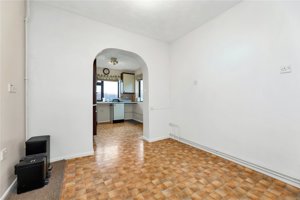 Cambridge, Cambridgeshire, CB21 5JQ picture 6