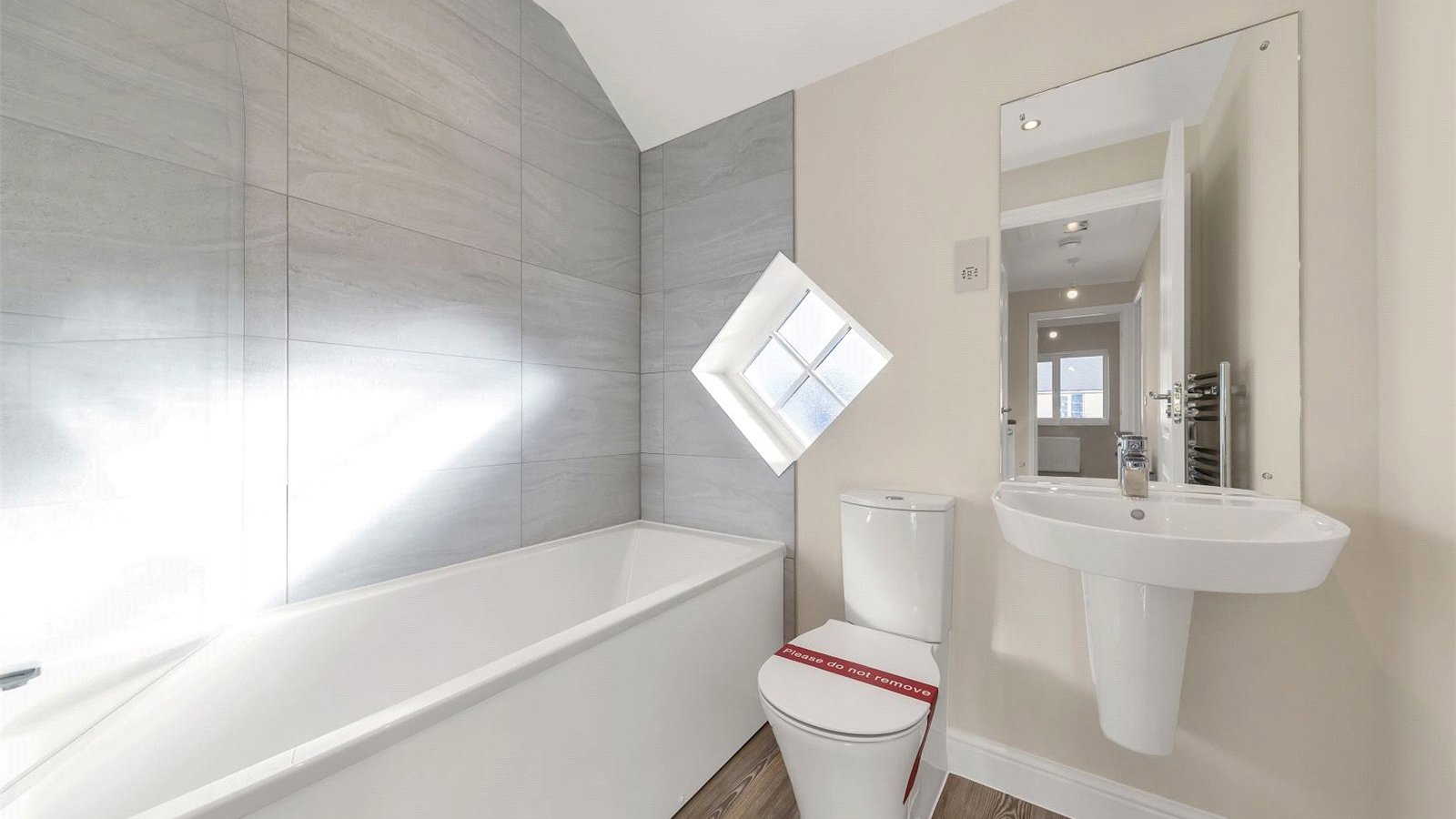 Picture No. 04.jpg Picture No. 04