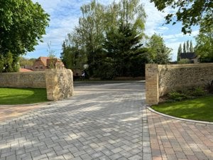 Cambridge, CB22 5DG picture 3