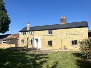 Bar Road, Lolworth picture 1