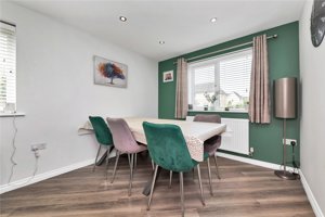 Vickers Way, Upper Cambourne picture 6