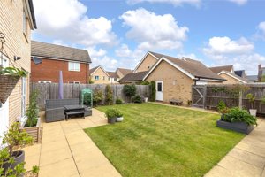 Vickers Way, Upper Cambourne picture 4