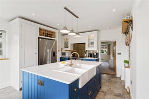 Cambridge, CB23 7DS picture 4