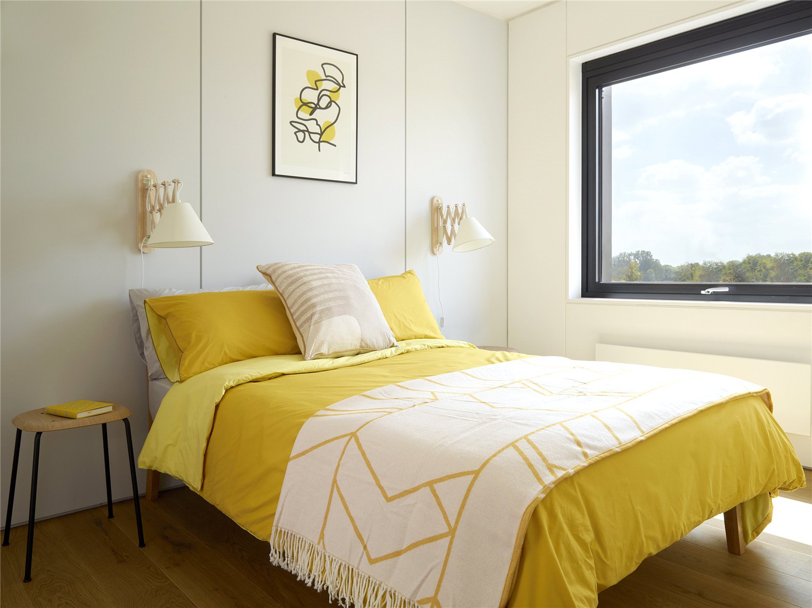 Inholm Bedroom1.jpg