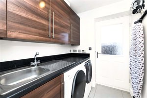 Cambridge, Cambridgeshire, CB24 9PX picture 6