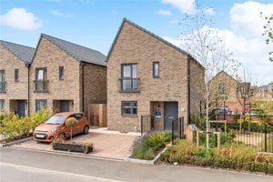 Cambridge, Cambridgeshire, CB24 1EX picture 1