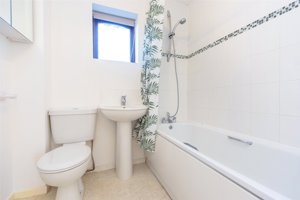 The Oaks, Milton picture 6