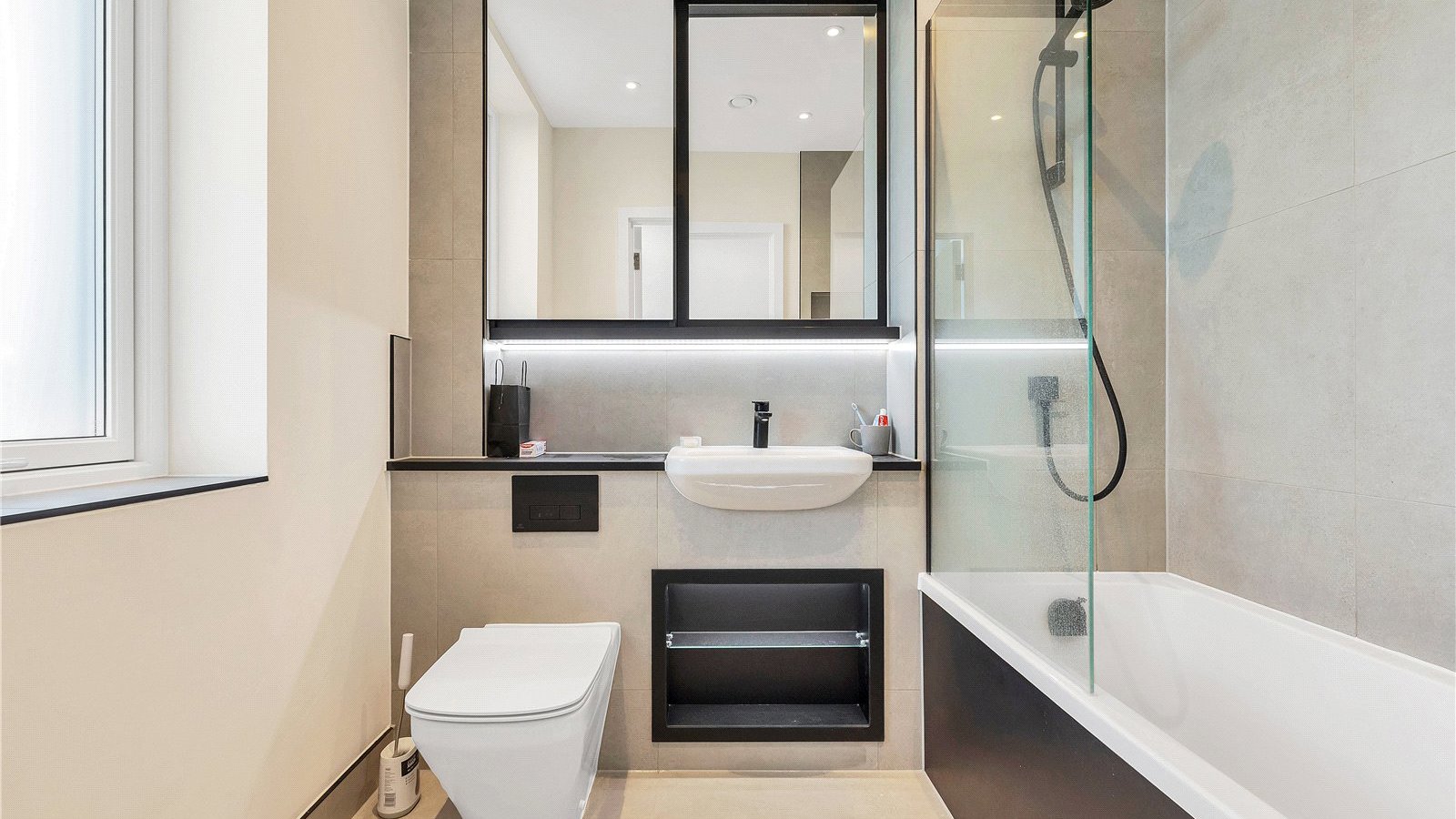 Picture No. 09.jpg Picture No. 09