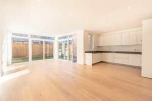 Aston Terrace, Cambridge picture 2