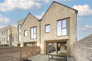Ayrton Avenue, Eddington picture 2