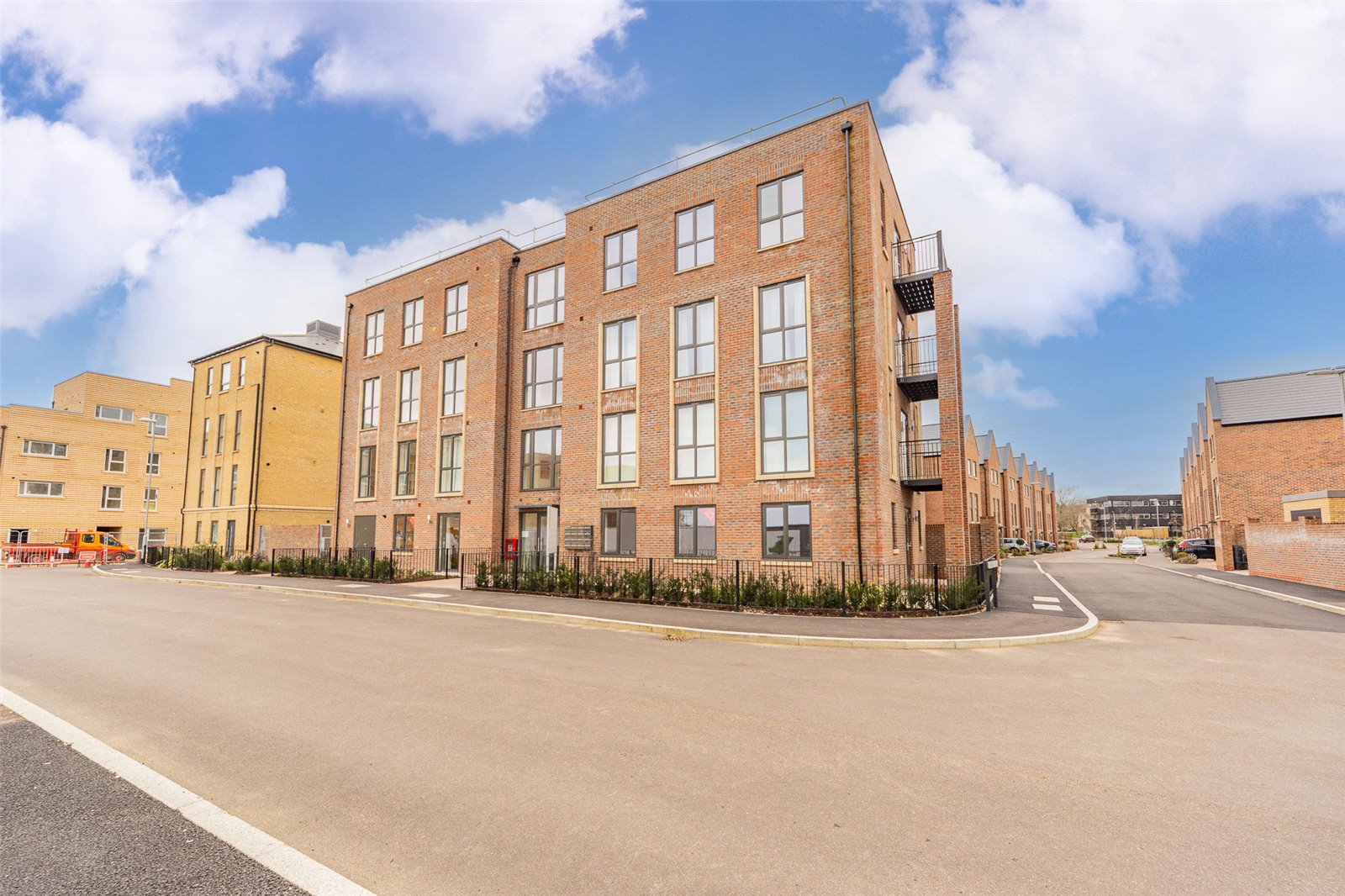 Darwin Green, Huntingdon Road picture 1