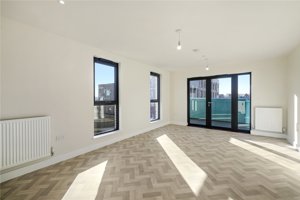 Evolution Court, Cambridge picture 5