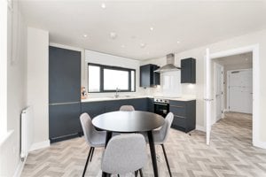 Evolution Court, Cambridge picture 2