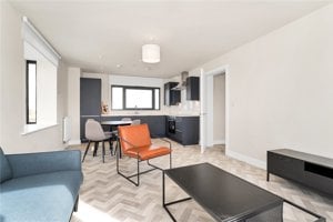Evolution Court, Cambridge picture 5