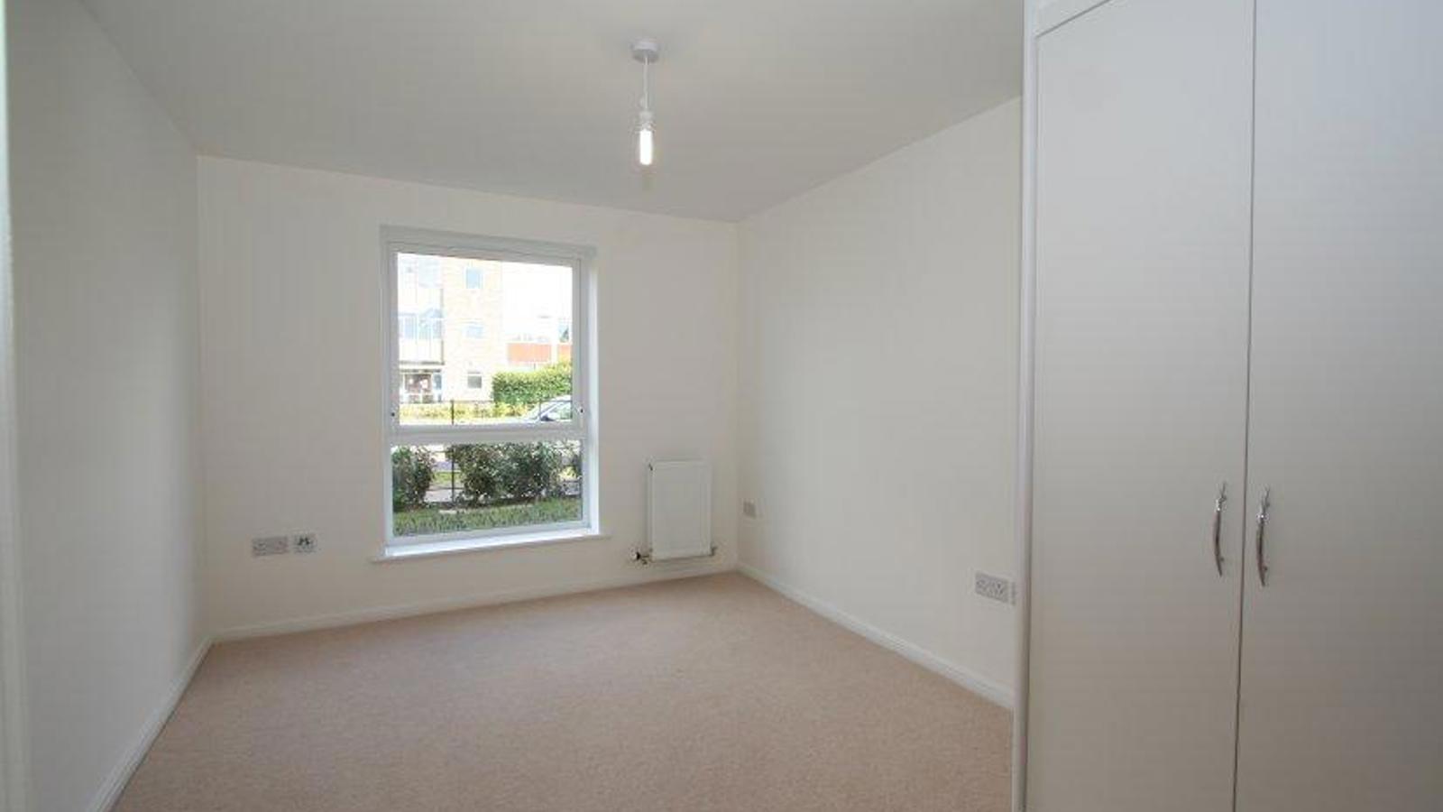 Bedroom 1.jpg Bedroom 1