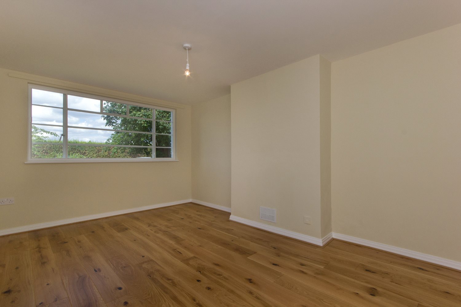 Maitland House, Barton Road picture 3