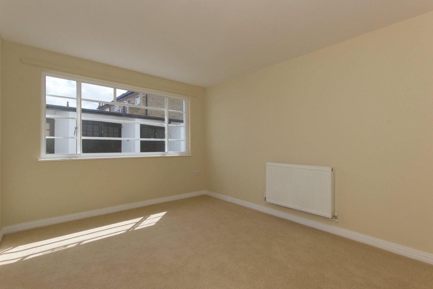 Maitland House, Barton Road picture 4