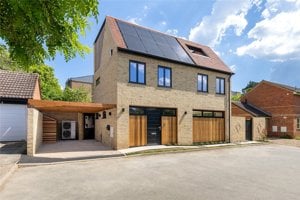 Pearce Close, Cambridge picture 1