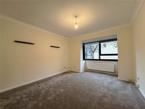 Cambridgeshire, CB3 0JE picture 2