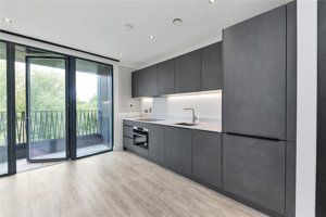 Cambridgeshire, CB3 1BR picture 2