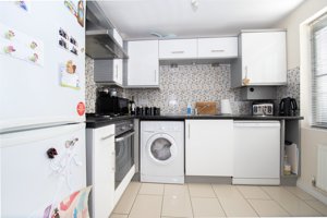 Wellbrook Way, Girton picture 2