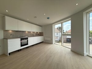 198 Green End Road, Chesterton picture 3