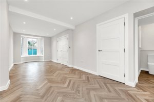 Cambridgeshire, CB4 3DQ picture 2