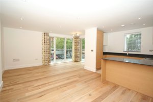 Brooke House, Kingsley Walk picture 3