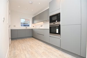 Cambridgeshire, CB5 8EZ picture 2