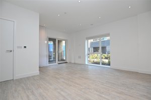 Cambridgeshire, CB5 8ES picture 4