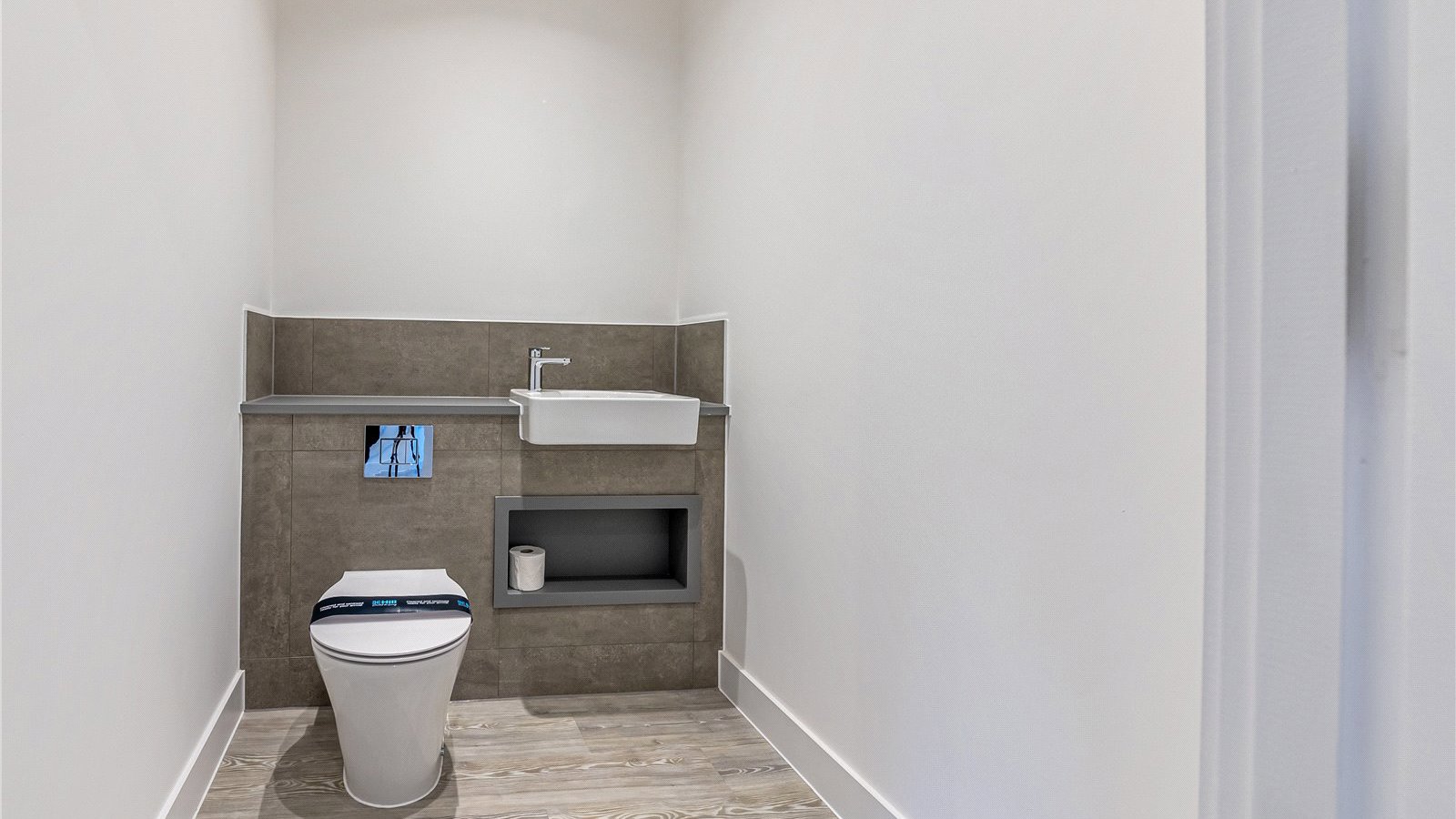 Picture No. 05.jpg Picture No. 05