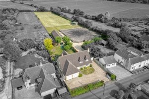 Drury Lane, Wicken picture 1