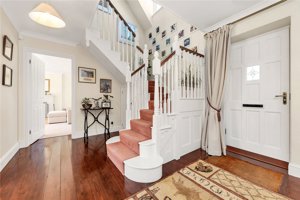 Drury Lane, Wicken picture 5