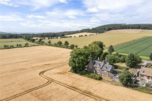 Forfar, Angus picture 3