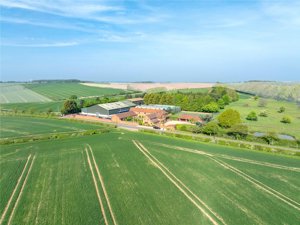 Cowsland Farmhouse & Buildings, South Leverton picture 1