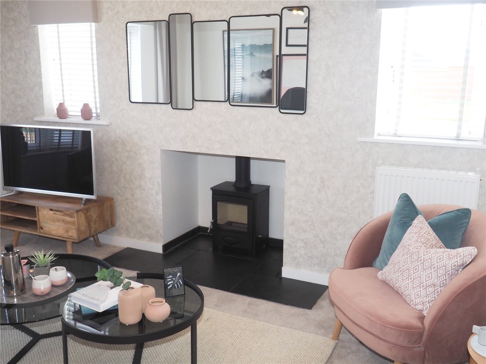 Living Room2.jpg