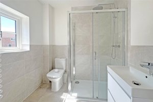 Suffolk, IP19 8FG picture 5