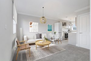 Suffolk, IP19 8TP picture 2