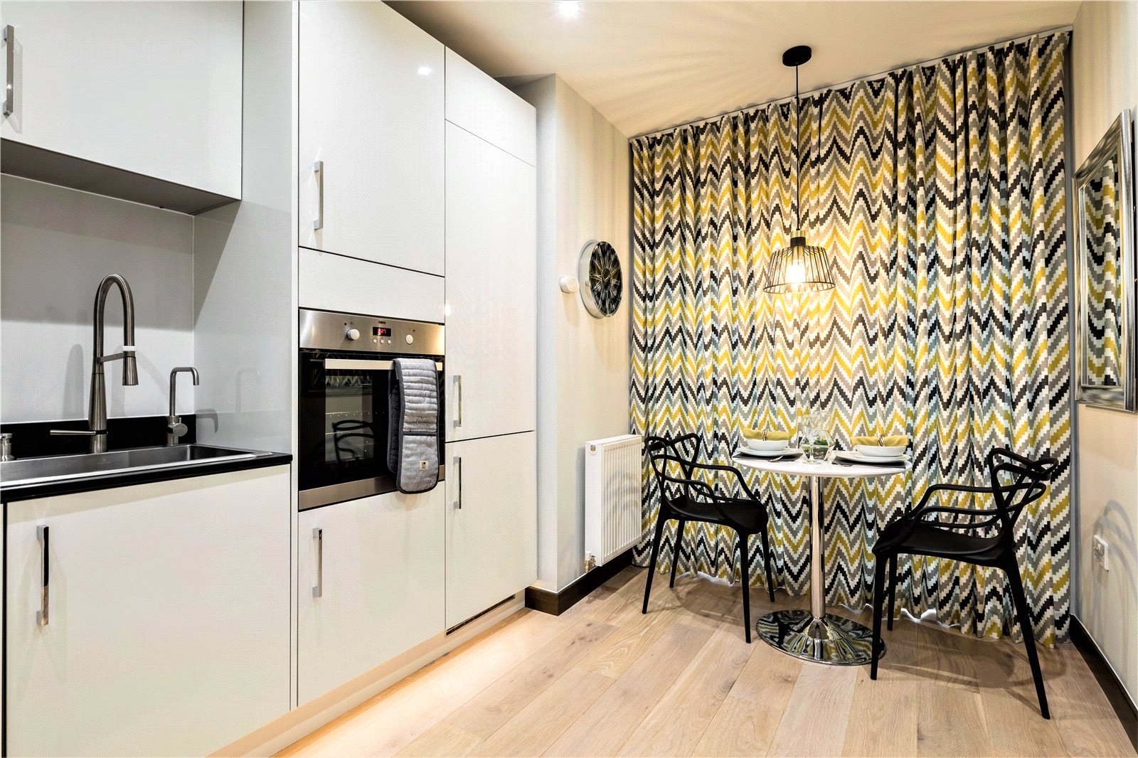 Kitchen1.jpg