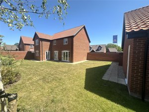 The Paddocks, Blofield Heath picture 1