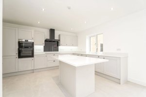 Brooke Meadow Way, Ponsonby Way picture 2