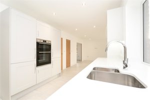 Brooke Meadow Way, Poringland picture 6