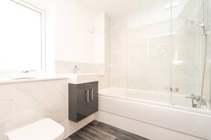 Brooke Meadow Way, Poringland picture 4