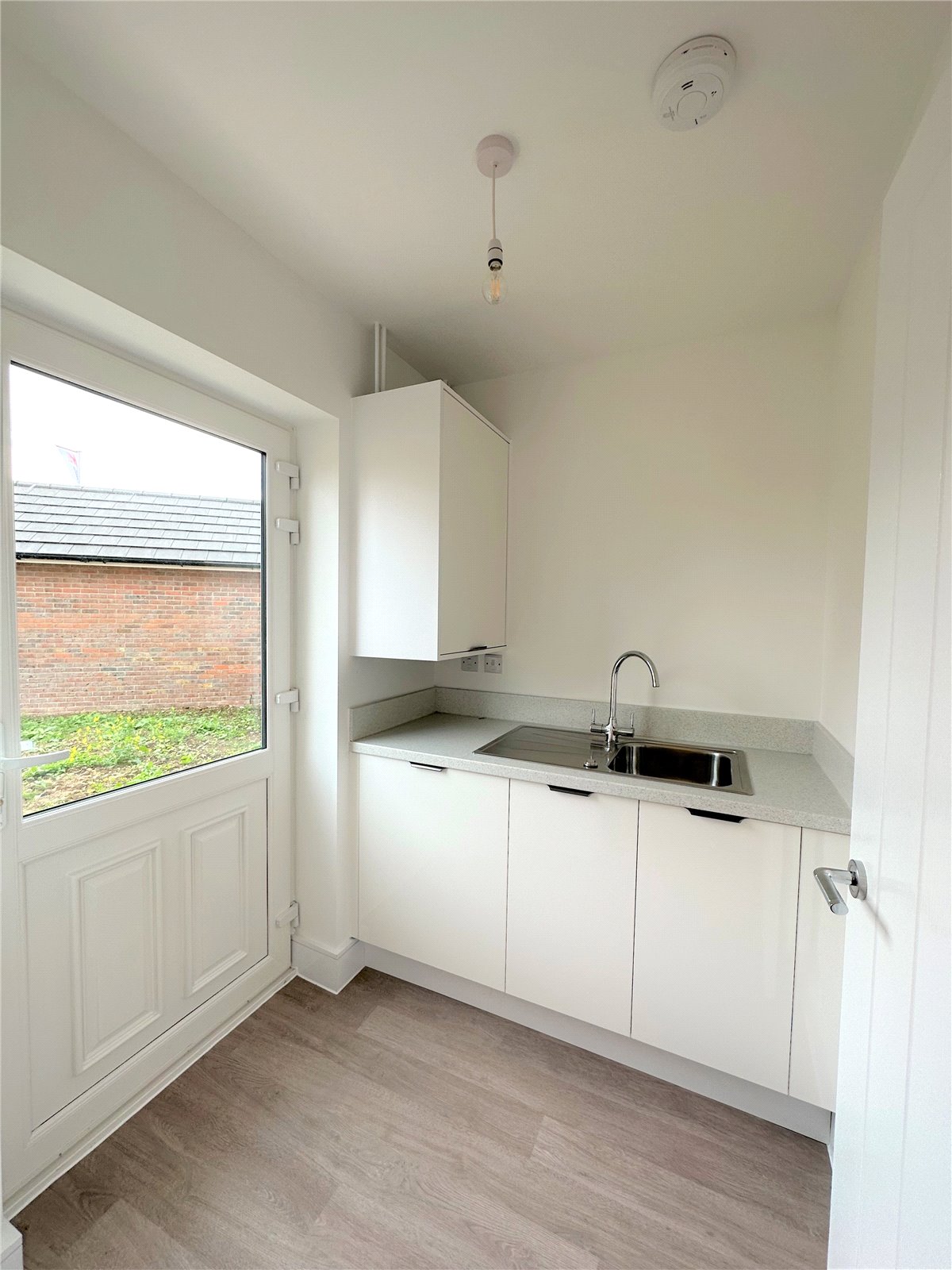 White House Park, Buckenham Road picture 4