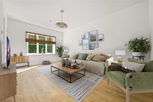 Holt, NR25 6EW picture 3